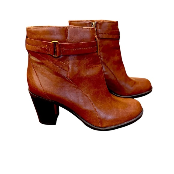 Franco Sarto Shoes - Franco Sarto Nino Leather brown Bootie size 9, 3” heel